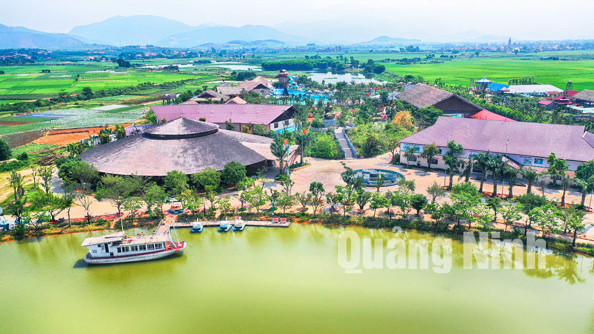 Điểm dừng nghỉ Quảng Ninh GATE nhìn từ trên cao (5-2019). Ảnh: Hùng Sơn