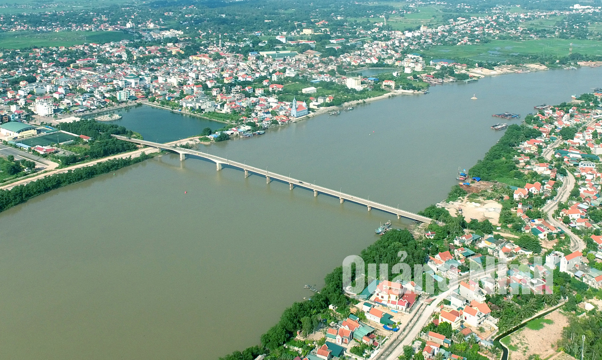 Cầu sông Chanh, TX Quảng Yên (4-2020). Ảnh: Khánh Giang.