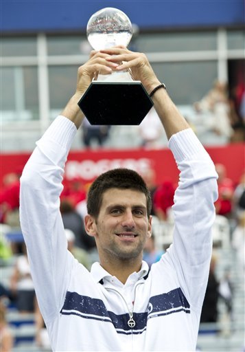 Djokovic xứng đáng lên ngôi.