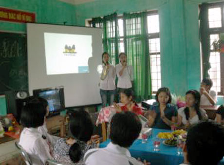 Giờ sinh hoạt ngoại khoá có ứng dụng CNTT của Chi đoàn 12A2, Trường THPT Trần Quốc Tuấn (Yên Hưng) với chủ đề “Tuổi trẻ lập thân - lập nghiệp”.