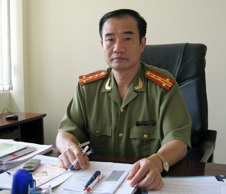 Đại tá Nguyễn Văn Sinh.