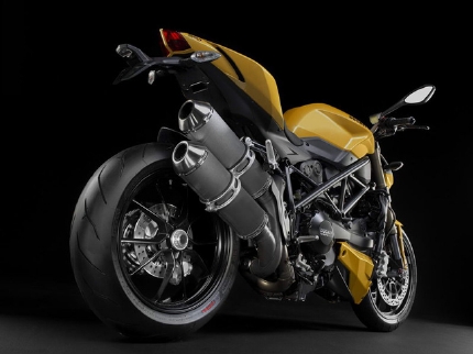 Streetfighter 848 2012 sử dụng động cơ Testastretta. 