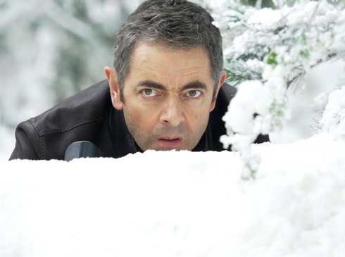 Gương mặt nhăn nhó, khôi hài đặc trưng của Rowan Atkinson. Ảnh: Universal.