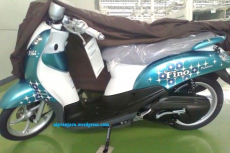 Yamaha Fino Sporty mới mua nên trang bị đồ chơi xe máy nào
