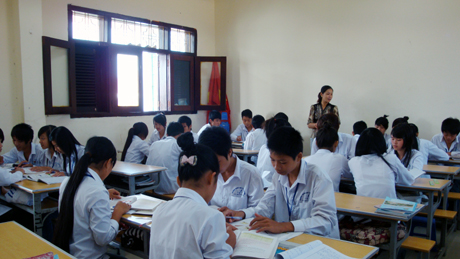 Tổ chức học theo nhóm là một trong những cách đổi mới phương pháp giảng dạy được thực hiện ở Trường THPT Trần Phú.