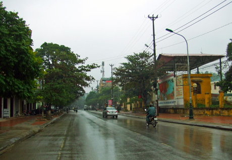 Thị trấn Cái Rồng (Vân Đồn) ngày càng trở nên khang trang, sạch đẹp.