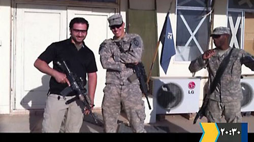 Amir Mirzai Hekmati (áo đen) được cho là gián điệp của CIA