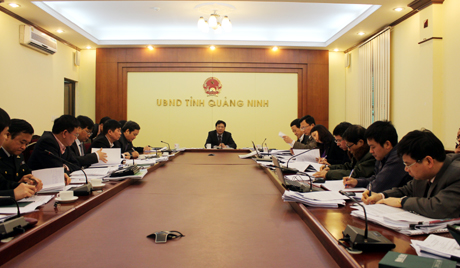 Đồng chí Nguyễn Văn Đọc, Chủ tịch UBND tỉnh kết luận cuộc họp