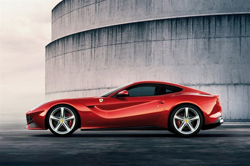 Ferrari F12 Berlinetta có vóc dáng gần như giữ nguyên so với 599.