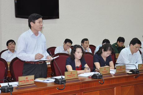 Đồng chí Vũ Ngọc Giao, Uỷ viên BTV, Trưởng ban Tuyên giáo Tỉnh uỷ phát biểu kết thúc hội nghị.