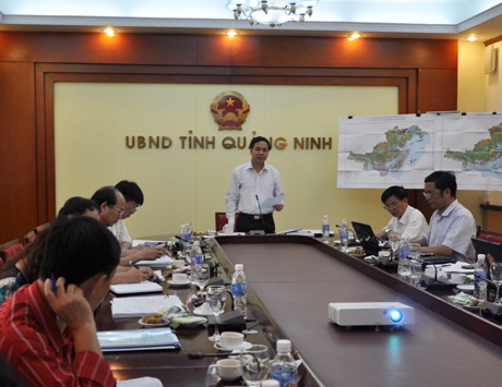 Đồng chí Đặng Huy Hậu, Phó Chủ tịch UBND tỉnh, Chủ tịch Hội đồng Nghiệm thu cấp tỉnh chủ trì hội nghị.