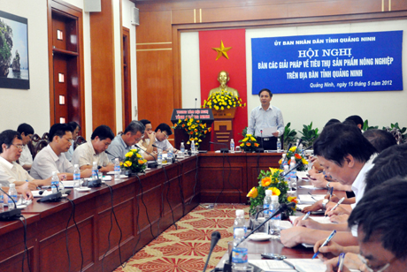 Đồng chí Đặng Huy Hậu, Phó Chủ tịch UBND tỉnh kết luận Hội nghị
