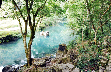 Suối Lênin - nơi sinh thời Bác Hồ vẫn thường ngồi câu cá sau những giờ làm việc.
