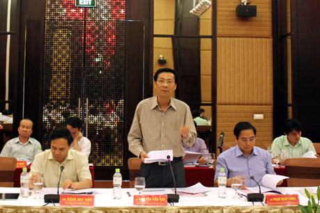 Đồng chí Nguyễn Văn Đọc, Chủ tịch UBND tỉnh phát biểu tại buổi làm việc.