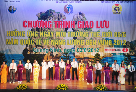 Bài hát “Tiếng gọi thế kỷ môi trường” do Đoàn nghệ thuật Cải lương Quảng Ninh trình bày.