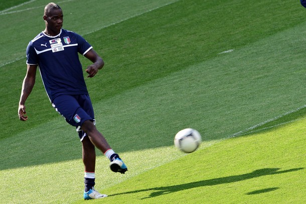 Anh, Italia “run sợ” trước Balotelli