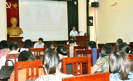 Ông Nguyễn Văn Tuấn, Tổng Cục trưởng Tổng Cục Du lịch phát biểu tại buổi họp báo.