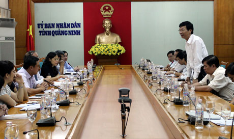 Đồng chí Nguyễn Văn Đọc, Chủ tịch UBND tỉnh phát biểu tại buổi làm việc.