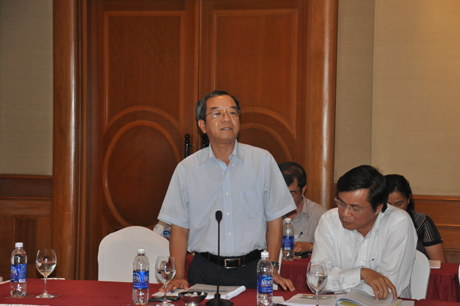 Đồng chí Đào Việt Trung, Ủy viên T.Ư, Chủ nhiệm Văn phòng Chủ tịch nước phát biểu tham gia góp ú bào Đề án của tỉnh Quảng Ninh
