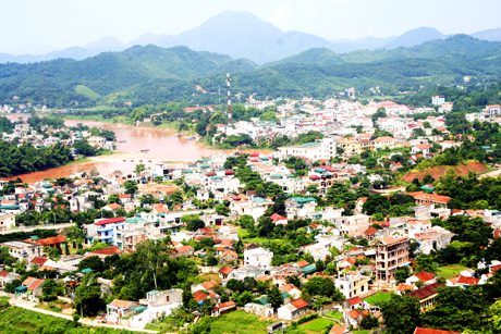 Thị trấn Tiên Yên - đô thị trung tâm, cửa ngõ vùng miền Đông của tỉnh và sẽ là thị xã trong năm 2014.