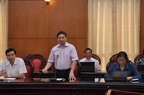 Đồng chí Phạm Minh Chính, Bí thư Tỉnh ủy phát biểu giới thiệu về Đề án.