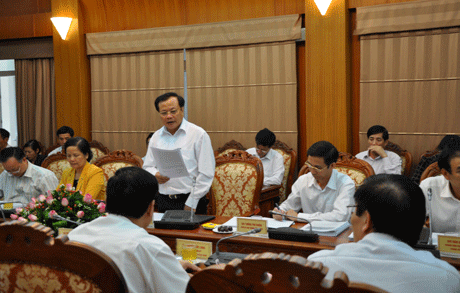 Đồng chí Phạm Quang Nghị, Ủy viên Bộ Chính trị, Bí thư Thành ủy Hà Nội phát biểu tại buổi làm việc.
