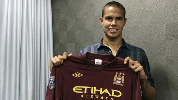 Jack Rodwell sẽ phải nỗ lực rất nhiều trong màu áo Man city - Ảnh : Getty