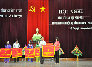 Tổng kết năm học 2011-2012