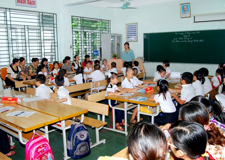 Hiệu quả bước đầu áp dụng phương pháp dạy học theo mô hình trường học kiểu  mới ở Trường tiểu học xã Tân Mộc  KHUYẾN CÔNG BẮC GIANG