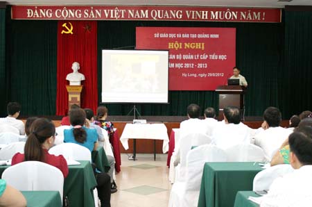 Quang cảnh hội nghị.