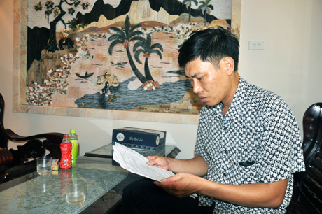 Ông Vũ Đình Đông làm đơn kiến nghị đền bù GPMB.