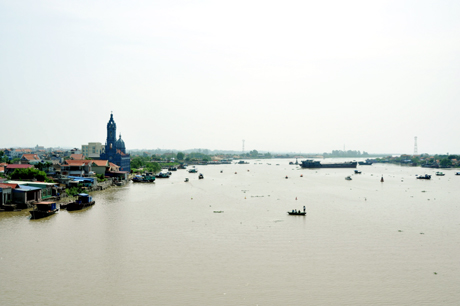 Theo GS Đào Duy Anh, con sông Chanh ngày nay chính là sông Bạch Đằng xưa.