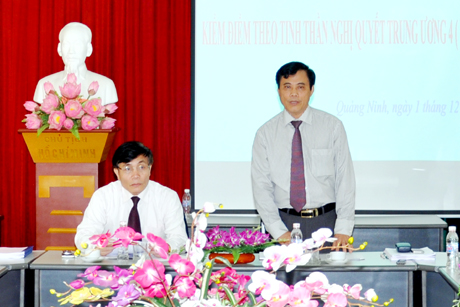 Đồng chí Nguyễn Tiến Mạnh, Bí thư Đảng ủy, Tổng Biên tập Báo Quảng Ninh phát biểu tại hội nghị.