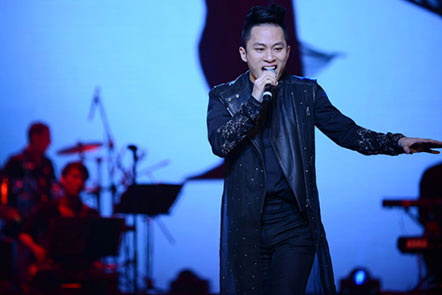 Ca sĩ Tùng Dương (hạng nhất bình chọn).