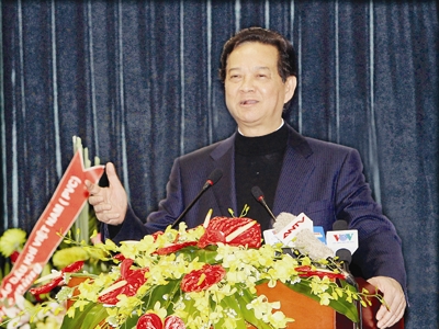 Thủ tướng Nguyễn Tấn Dũng: Giá điện, xăng dầu phải minh bạch hơn. Ảnh: Kim Liên.