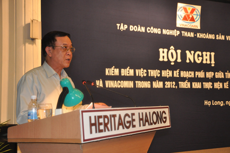 Đồng chí Đỗ Thông, Phó Chủ tịch Thường trực báo cáo kết quả phối hợp tại cuộc họp 