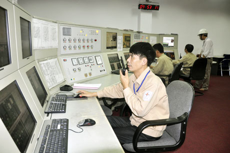 Tổng Công ty phát điện I luôn kiểm soát chặt chẽ các thông số sản xuất thông qua hệ thống thiết bị công nghệ hiện đại.