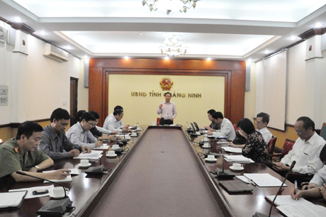 Phó Chủ tịch UBND tỉnh Đặng Huy Hậu kết luận buổi làm việc.