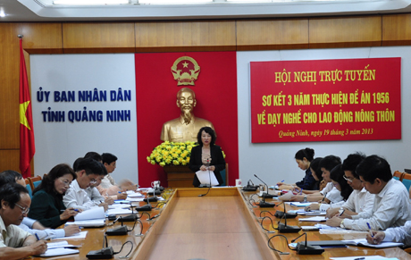 Đồng chí Vũ Thị Thu Thuỷ, Phó Chủ tịch UBND tỉnh kết luận tại Hội nghị