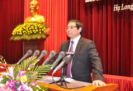 Đồng chí Bí thư Tỉnh uỷ Phạm Minh Chính phát biểu tại hội nghị.