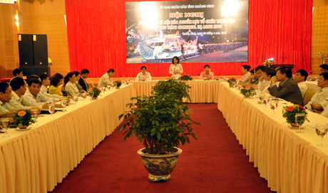 Ngay trước khi diễn ra Carnaval Hạ Long 2013, lãnh đạo tỉnh đã tổ chức hội nghị huy động các doanh nghiệp tài trợ cho sự kiện...