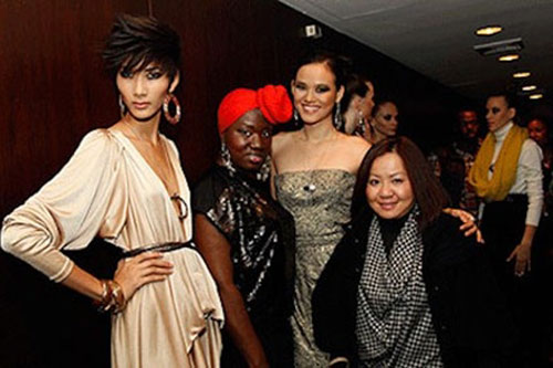 Vietnam’s Next Top Model đang tuyên ngôn to tát khi khẳng định sẽ đào tạo ra thế hệ người mẫu có thể làm việc chuyên nghiệp tại các kinh đô thời trang lớn như New York.