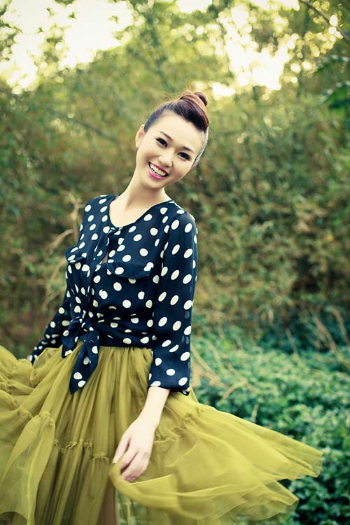 Từ khi giành giải vàng cuộc thi Ngôi sao người mẫu, Khánh Thi thuận lợi nhiều hơn trong công việc