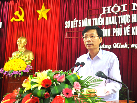 Đồng chí Nguyễn Văn Đọc, Phó Bí thư Tỉnh ủy, Chủ tịch UBND tỉnh phát biểu kết luận hội nghị