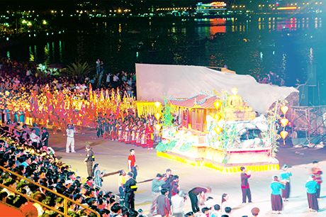 Đêm hội Carnaval Hạ Long.