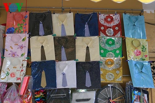 Mua Quần Áo Cúng Rằm Tháng 7: Lựa Chọn Phù Hợp Cho Lễ Cúng Đầy Ý Nghĩa