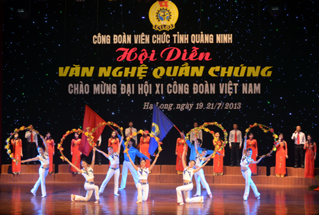 Cung văn hoá lao động Việt Nhật là nơi diễn ra nhiều hoạt động văn hoá tinh thần của công nhân, viên chức, lao động tỉnh.
