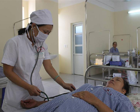 Bệnh nhân điều trị tăng mỡ máu tại Khoa Y học Cổ truyền – BV đa khoa tỉnh Quảng Ninh