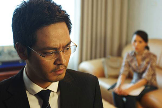 Diễn viên Phan Anh hóa thân vào nhân vật đa tính cách Hoàng Dũng thành công đã góp phần giúp bộ phim Bản di chúc bí ẩn tạo được sự yêu thích từ khán giả - Ảnh: VTV