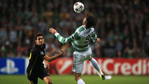 Bartra (trái) đã có một trận đấu tuyệt vời trước Celtic